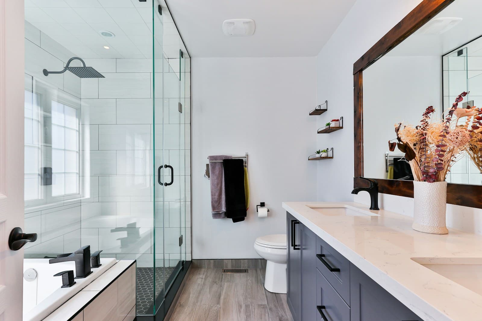 Lüks Banyo Tasarımında Dikkat Edilmesi Gerekenler